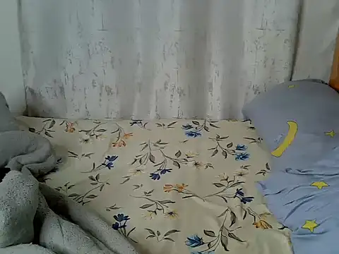 Snapshot of miss_berry01 chatting on May 2026 08:22:01 AM miss berry01 online show from May 2026 08:22:01 AM