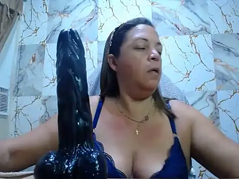 Snapshot of alina_maturee chatting on May 2026 08:22:01 AM alina maturee online show from May 2026 08:22:01 AM