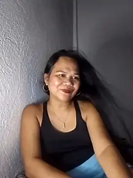 missLiLy07 online show from May 2026 02:35:02 PM