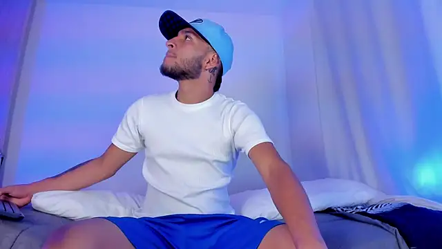 Snapshot of _Kevin_xxx chatting on January 2026 05:11:02 AM Kevin xxx online show from January 2026 05:11:02 AM