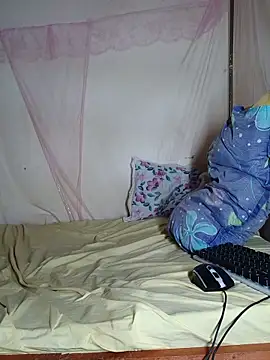 SilkyDesire21 online show from May 2026 05:55:02 PM