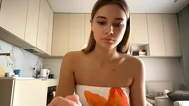 LavetaKempster online show from May 2026 07:04:02 AM
