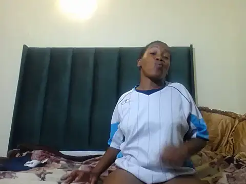 TypicalBaddiex online show from May 2026 06:36:02 PM