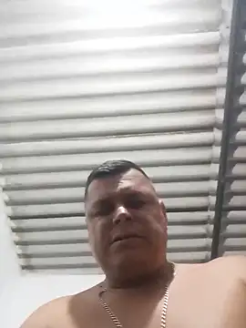 Belloalver online show from May 2026 01:03:01 AM