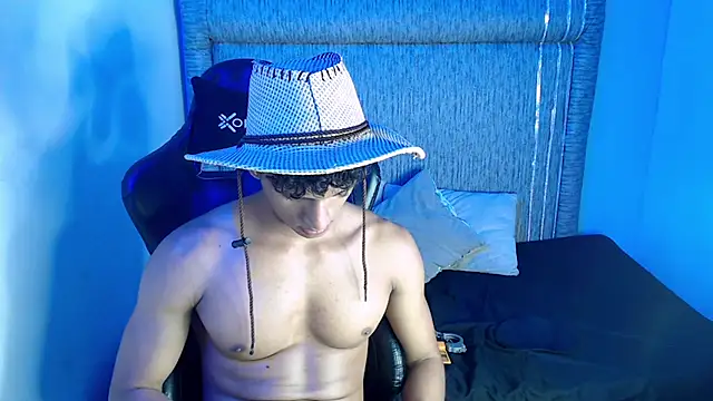 Nicolas brown  online show from May 2026 04:18:01 AM