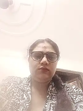 yourchahat27 online show from May 2026 11:02:01 PM