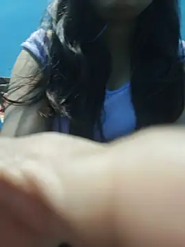 Raginilove online show from June 2026 04:31:01 PM