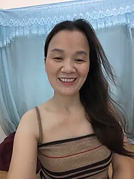 Snapshot of Lye_lovely chatting on June 2026 01:25:02 PM Lye lovely online show from June 2026 01:25:02 PM