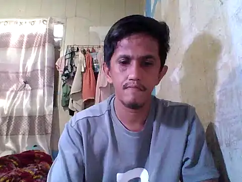 Snapshot of MikeSweet2026 chatting on May 2026 12:30:02 AM MikeSweet2026 online show from May 2026 12:30:02 AM