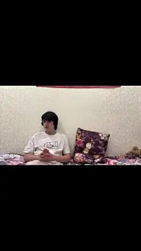 Snapshot of CryBabyVital chatting on May 2026 07:01:01 PM CryBabyVital online show from May 2026 07:01:01 PM