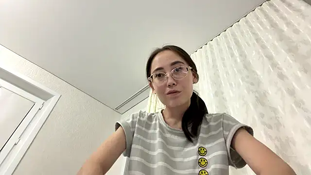 VickieTrudo online show from July 2026 09:14:01 PM
