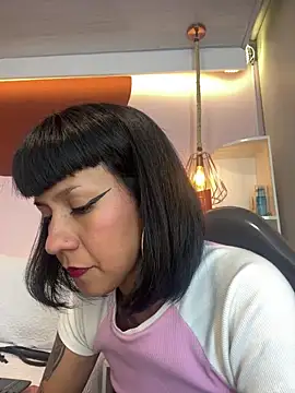 Snapshot of Valkiriia_wiine chatting on June 2026 04:44:01 AM Valkiriia wiine online show from June 2026 04:44:01 AM