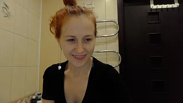 Snapshot of eva_angelxx chatting on May 2026 05:51:01 PM eva angelxx online show from May 2026 05:51:01 PM