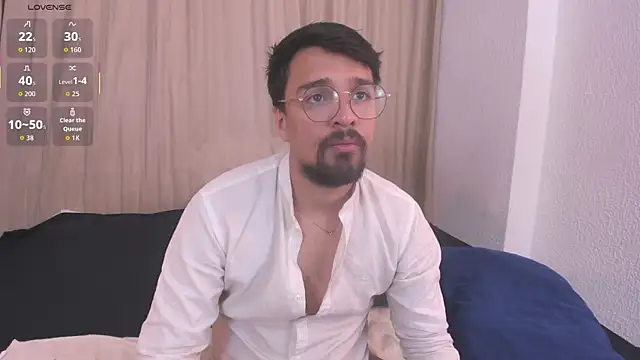 Snapshot of max_ed chatting on June 2026 11:43:02 AM max ed online show from June 2026 11:43:02 AM