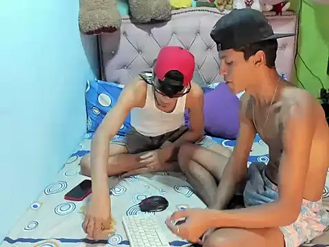 sexy guys23 online show from June 2026 12:32:02 AM