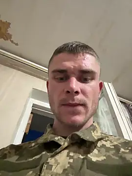 Snapshot of Lion21s chatting on May 2026 06:42:02 PM Lion21s online show from May 2026 06:42:02 PM