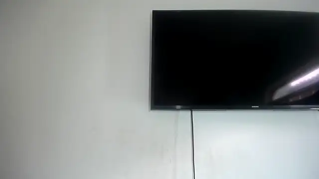 Snapshot of Fox_Loves chatting on June 2026 08:42:01 PM Fox Loves online show from June 2026 08:42:01 PM