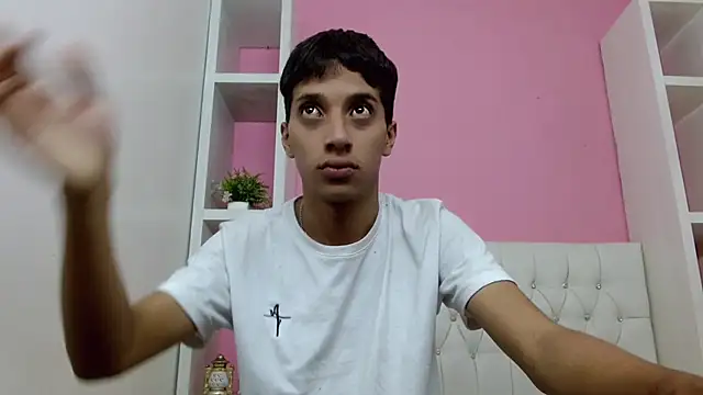 jl brayan12 online show from May 2026 08:06:01 PM