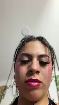 Eveliin   online show from June 2026 01:14:01 AM