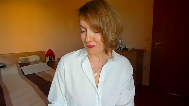 SummerLiza online show from June 2026 02:40:01 PM