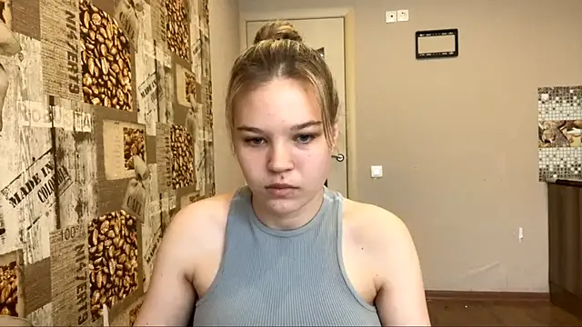 HellyRay online show from May 2026 01:07:02 PM