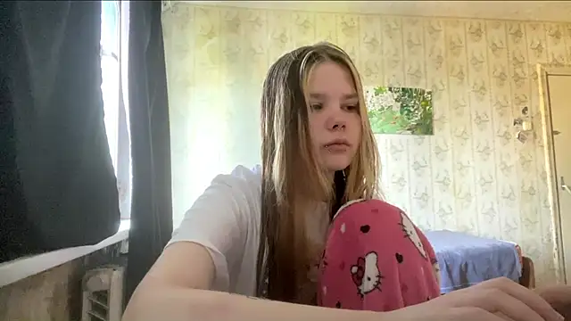 Snapshot of SusanaLeichty chatting on July 2026 03:15:02 PM SusanaLeichty online show from July 2026 03:15:02 PM