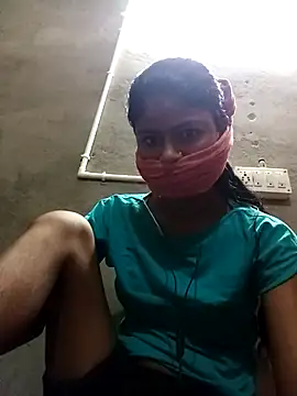 Snapshot of Tiyaasa chatting on May 2026 11:21:01 PM Tiyaasa online show from May 2026 11:21:01 PM