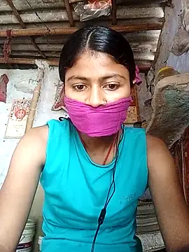 Snapshot of Tiyaasa chatting on May 2026 03:02:01 AM Tiyaasa online show from May 2026 03:02:01 AM