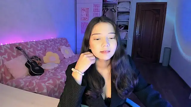 milana marttt online show from June 2026 12:38:02 PM