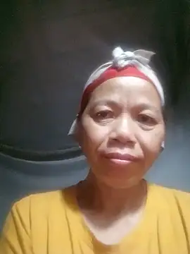 Snapshot of Elfledaa chatting on June 2026 07:49:01 PM Elfledaa online show from June 2026 07:49:01 PM