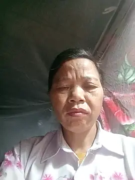Snapshot of Elfledaa chatting on June 2026 08:33:02 PM Elfledaa online show from June 2026 08:33:02 PM