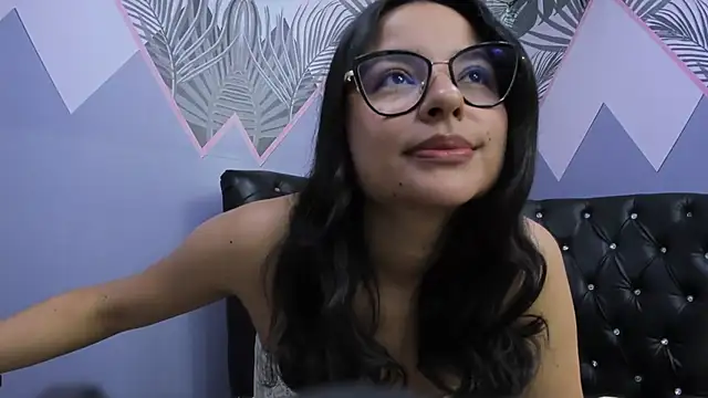 AuroraGreyy online show from July 2026 11:38:01 AM