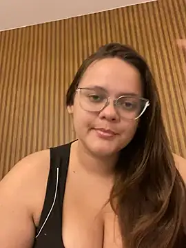 Snapshot of Laryssinha_69 chatting on July 2026 10:49:02 PM Laryssinha 69 online show from July 2026 10:49:02 PM