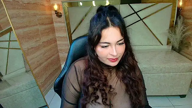 Kiara Moon r online show from July 2026 03:11:01 AM
