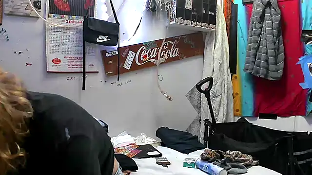 VanillaSnowcones online show from July 2026 07:50:01 PM