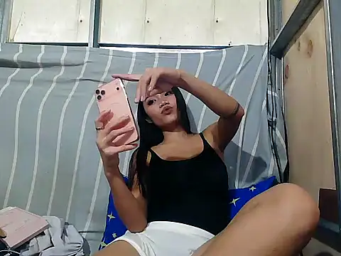 Snapshot of PINAY_SkinnyGirl123 chatting on July 2026 11:04:02 AM PINAY SkinnyGirl123 online show from July 2026 11:04:02 AM