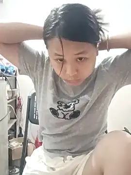 Snapshot of qiyan--mei chatting on May 2026 02:02:01 PM qiyan--mei online show from May 2026 02:02:01 PM