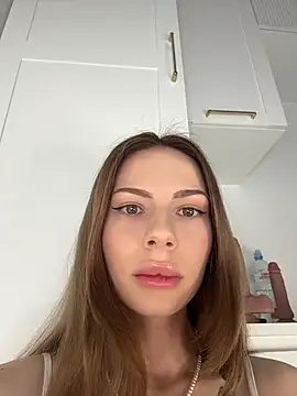 Ms Luna  online show from July 2026 09:33:02 AM