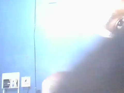 Petite-divaa online show from May 2026 05:53:01 PM