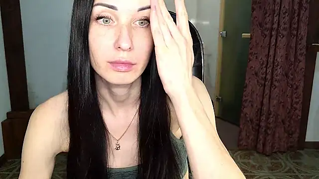 BouncySweety online show from November 2025 06:17:01 PM