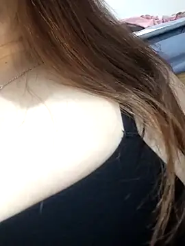 YoenLyy online show from June 2026 02:30:01 PM