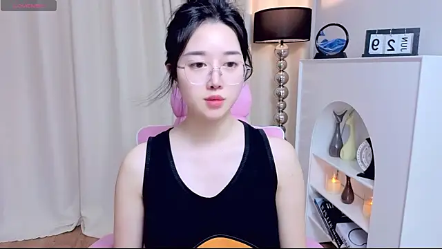 Snapshot of miuu6868 chatting on June 2026 10:15:01 AM miuu6868 online show from June 2026 10:15:01 AM