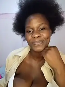 Snapshot of curvyperry chatting on July 2026 06:24:02 PM curvyperry online show from July 2026 06:24:02 PM