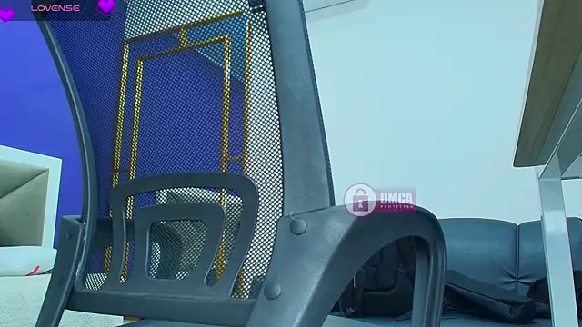 Snapshot of mylittle_mila chatting on December 2024 02:38:02 PM mylittle mila online show from December 2024 02:38:02 PM