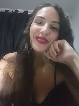 tchutchuquinha0106 online show from May 2026 01:03:02 AM