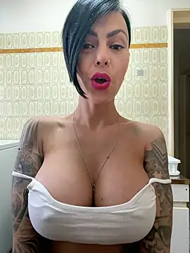 1HelenRose online show from July 2026 11:38:02 AM