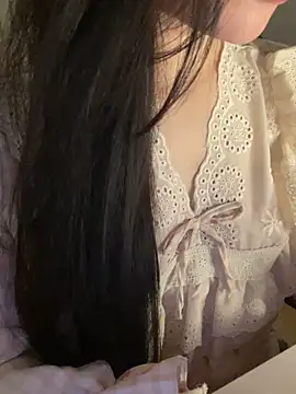 Snapshot of Donna_maxi chatting on June 2026 02:06:02 PM Donna maxi online show from June 2026 02:06:02 PM