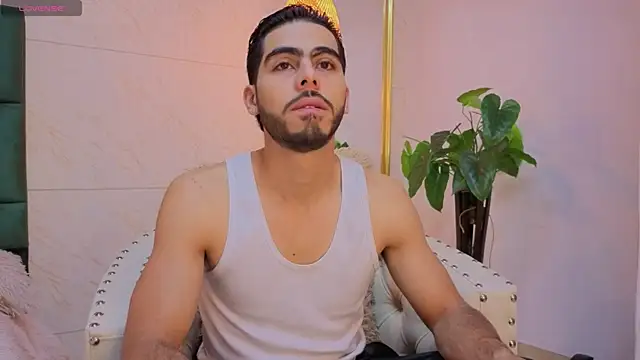 Snapshot of Jadiel_Stone chatting on June 2026 12:20:01 PM Jadiel Stone online show from June 2026 12:20:01 PM