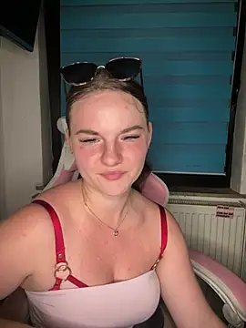 SecretSarah online show from May 2026 07:05:01 AM