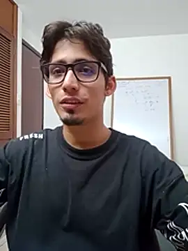 SrIncognito666 online show from May 2026 06:09:01 PM